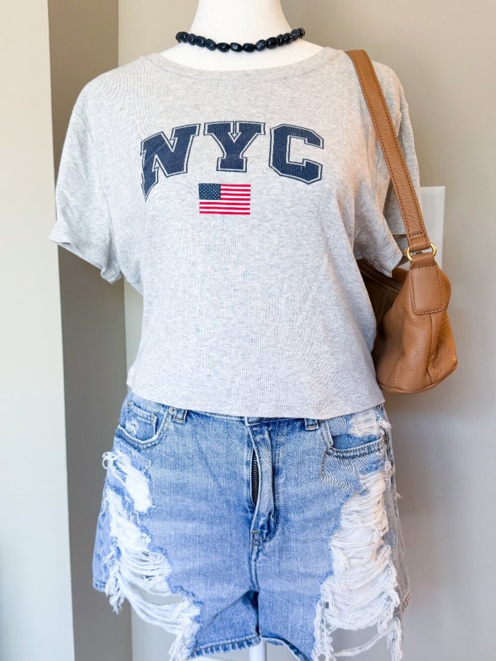 Hollister Co. "NYC" Gray Graphic Baby Tee - Size XL